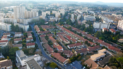 Photo aérienne Montpellier quartier petit bard Cévennes Hérault réhabilitation urbaine immeubles quartiers Nord Montpellier 