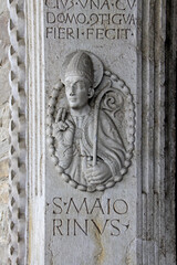 San Maiorino; stipite del portale della Cattedrale di Nostra Signora Assunta ad Acqui Terme (Alessandria)