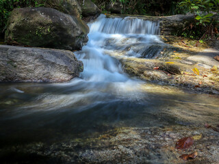 Fototapeta premium waterfall in the rainforest