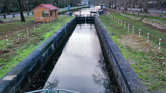 Lock on a canal - Parc de la Citadelle - Lille - France.