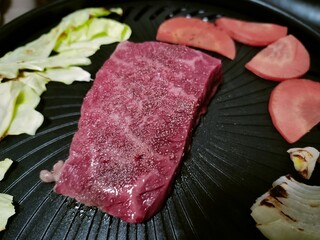 牛モモステーキ