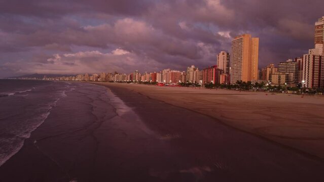 PG - BOQUEIRAO - PRAIA E PASSAROS - AMANHECENDO - VOO BAIXO PRAIA E MAR