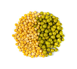Dry Yellow Peas Isolated, Whole Pea Pile, Raw Legume, Dry Yellow Peas on White Background