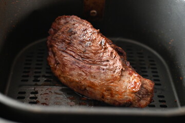 piece of beef tenderloin to be cooked, fresh beef tenderloin