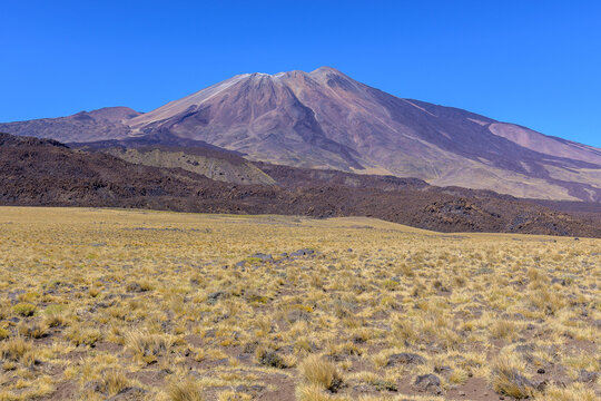 Volc&aacute;n Tromen - Parque Provincial El Tromen - Neuqu&eacute;n