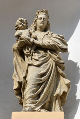 Madonna mit Jesuskind, barocke Sandsteinfigur, Wien