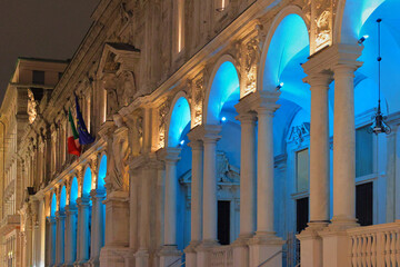 palazzo giureconsulti di milano in italia di notte, giureconsulti palace of milan in italy by night - obrazy, fototapety, plakaty