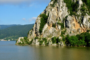 Fototapeta na wymiar Carpathian mountains, Romania - june 29 2023 : picturesque Iron Gates