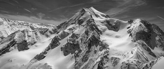 Panorama du Mont Pourri vue depuis l'aiguille des Glacier, Savoie, france
