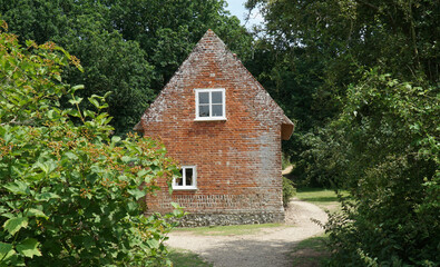 Fototapeta premium Toad Hole Cottage Museum at How Hill National Nature Reserve