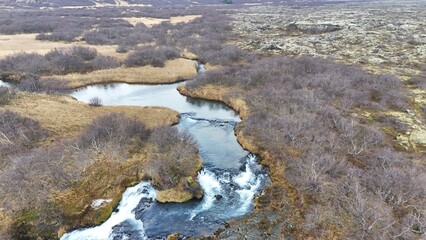 Island: Wasserfälle, Natur pur.