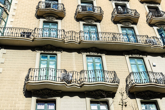 Modernist style building, Barcelona, Catalonia, Spain