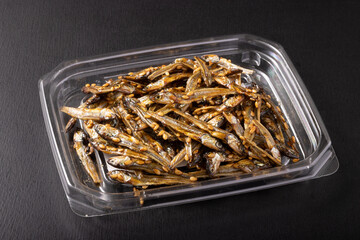 田作り　（金ごま入り）　お節料理