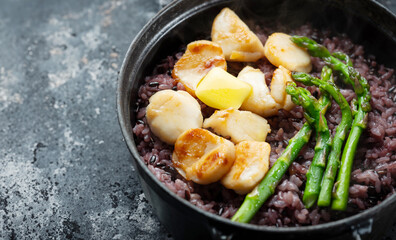 Scallops, butter, stone pot rice with asparagus