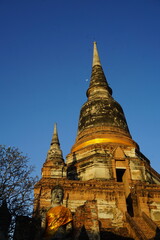 Fototapeta premium Wat Yai Chai Mongkhon, Ayutthaya, Thailand in early morning