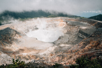 Vulcan Poas in Costa Rica