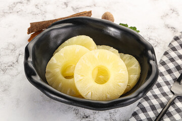 Sweet Canned pineapple in the bowl