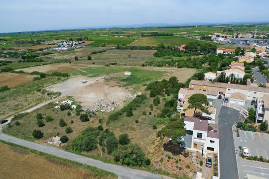 Photo a&eacute;rienne Marseillan lotissement urbanisme am&eacute;nagement territoire H&eacute;rault Occitanie Artenseo Languedoc Roussillon France