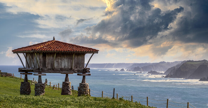 Horreo en Ermita de la Regalina (Asturias, Spain)