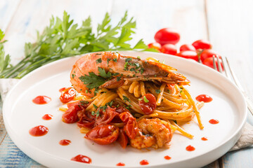 linguine with giant shrimp cherry tomatoes and parlsey