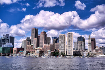 Obraz premium The Boston, Massachusetts skyline from Boston Harbor.