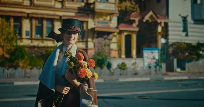 retro portrait of beautiful noblewoman with flowers on city street in end of 19th century 4K, Prores