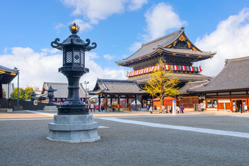 Kyoto, Japan - March 30 2023: Higashi Honganji temple situated at the center of Kyoto, one of two dominant sub-sects of Shin Buddhism in Japan and abroad - obrazy, fototapety, plakaty