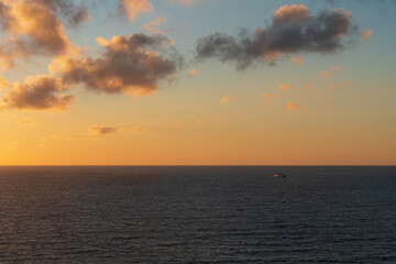 Obraz premium Pink sunset sky with clouds over the Baltic Sea, Svetlogorsk, Kaliningrad region, Russia
