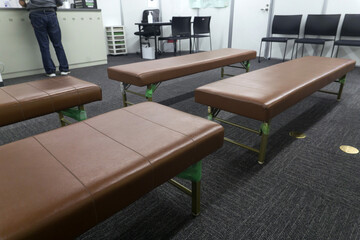 市役所　待合　椅子