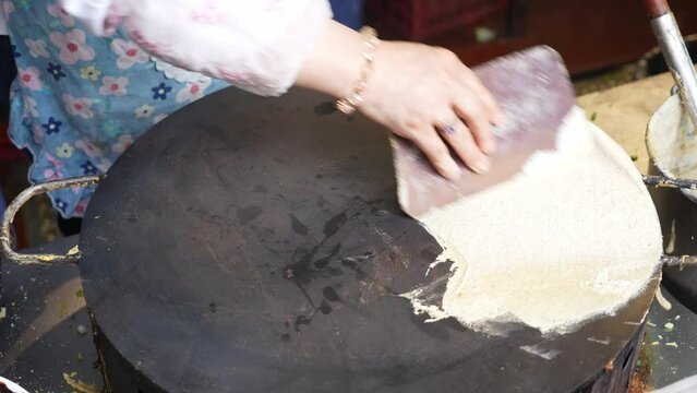 cooking egg roll