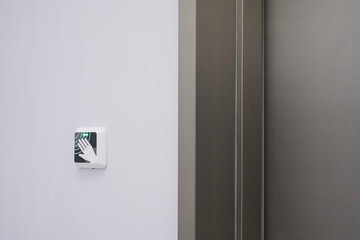 Zupełnie nowy sala operacyjna sala zabiegowa w szpitalu/klinice, zbliżenie na wyposażone