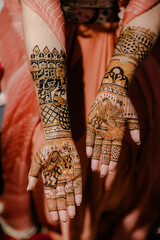 henna tattoo