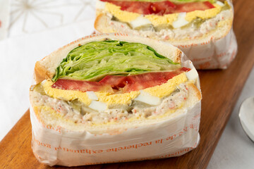 Grapefruit cream cheese salad, konjac rice mushroom salad, fried shrimp salad, onion hot dog, ham cheese egg sandwich, crab meat cheese egg sandwich, egg sandwich, kaya toast