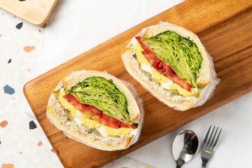 Grapefruit cream cheese salad, konjac rice mushroom salad, fried shrimp salad, onion hot dog, ham cheese egg sandwich, crab meat cheese egg sandwich, egg sandwich, kaya toast