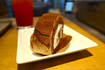 チョコレートのロールケーキ