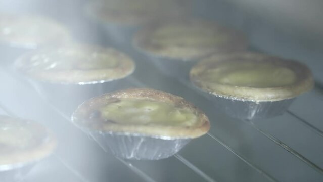baking egg tarts