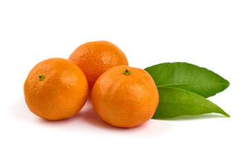 Ripe tangerines with leaves, isolated on a white background.