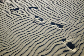 sand ripples,footprints
