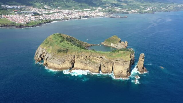 ilh&eacute;u de vila franca do campo, Vulkan im Meer, Azoren