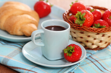 breakfast with strawberries