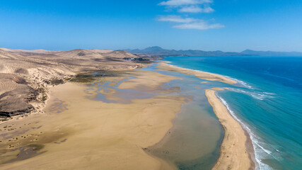Fototapeta na wymiar Malowniczy widok na plażę Cofete, Fuerteventura