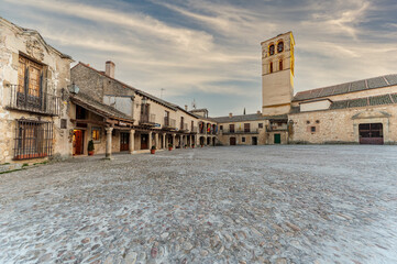 Typical street in the historic center of Pedraza. Segovia. Spain. - obrazy, fototapety, plakaty