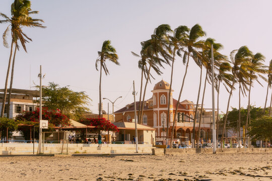 beach with trees and umbrellas Paita Per&uacute;