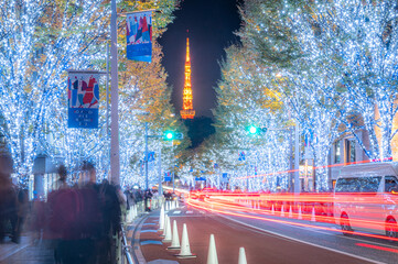 Night lights and crowd at night around roppongi Hills for the Christmas 