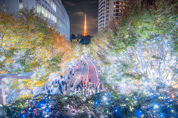 Night lights and crowd at night around roppongi Hills for the Christmas 