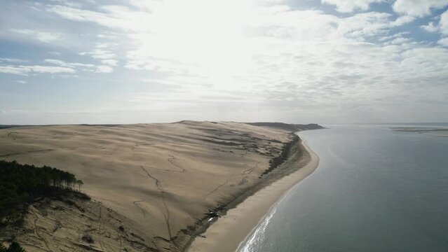 Dune du Pilat à l'entrée du bassin d'Arcachon en Gironde France