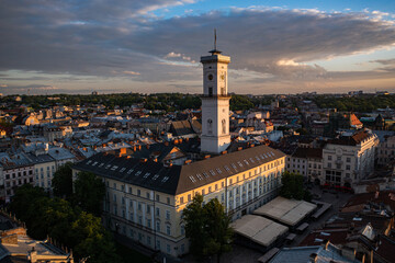 Obraz premium View on Lviv city hall from drone