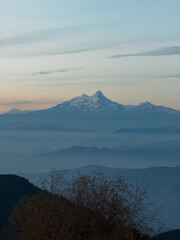 Obraz premium Snowy Mountains in Layers in Kathmandu, Nepal