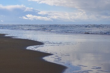 Ausblick über die Nordsee mit Sandstrand