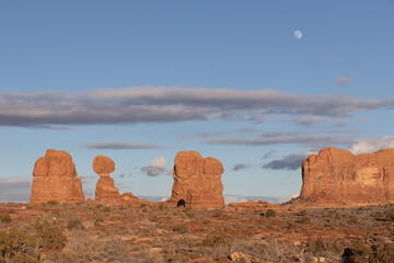 Rock formations with balanced rock in the desert
